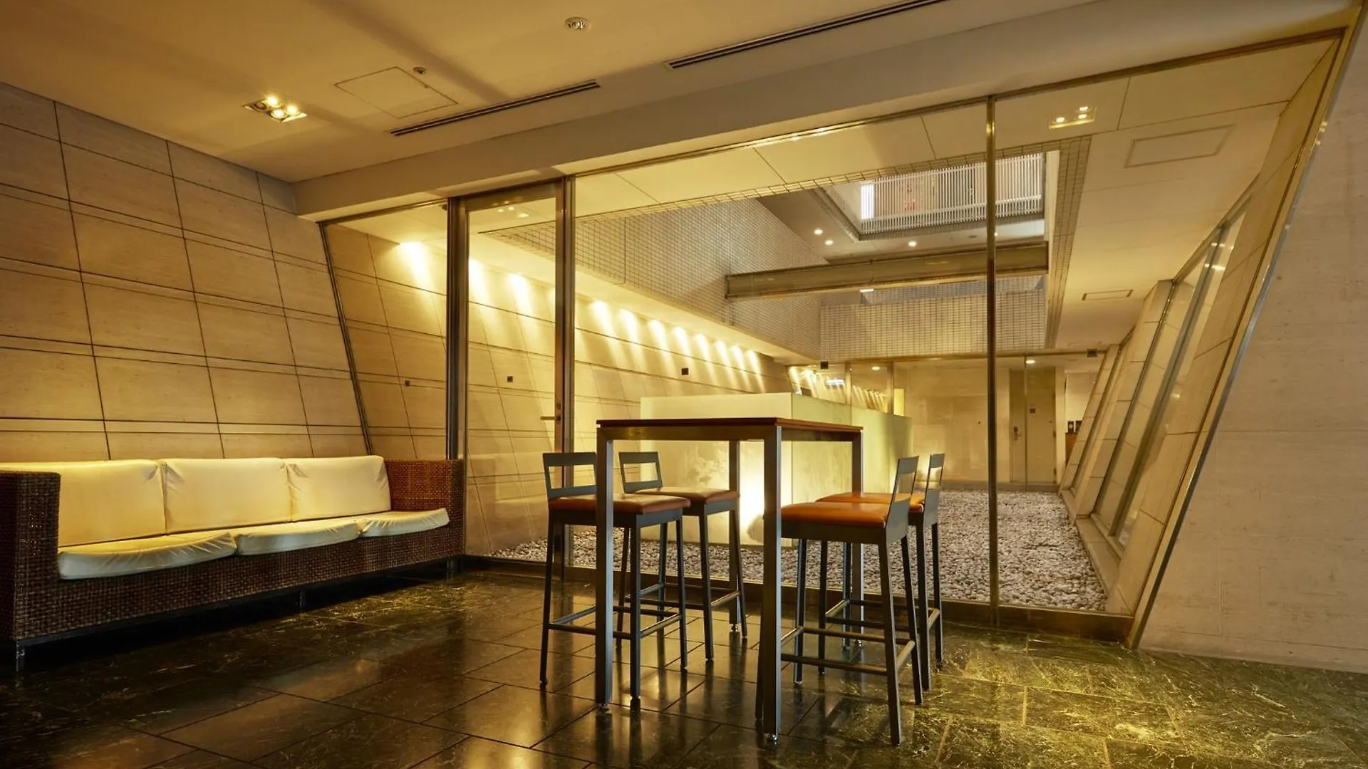 Hotel Villa Fontaine Tokyo-Ueno Okachimachi location